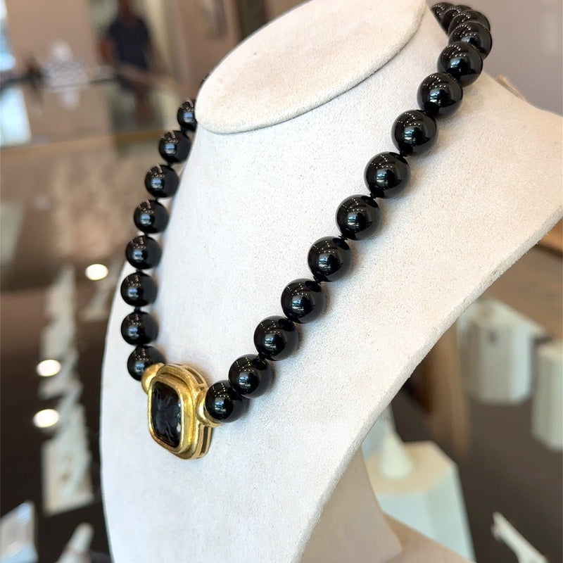 Elizabeth Locke Onyx Beaded Necklace with Bee Intaglio Pendant set in 18KT Yellow Gold  KFK Jewelers Los Angeles