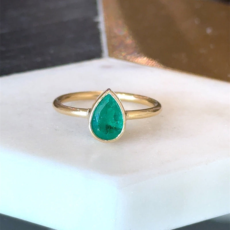 Pear Shaped .83CT Emerald Ring Engagement RIng Bezel - Set in 18KT Yellow Gold - KFK Jewelers Los Angeles