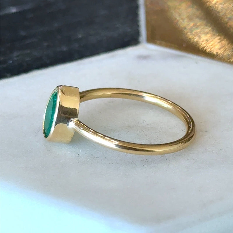 Pear Shaped .83CT Emerald Ring Engagement RIng Bezel - Set in 18KT Yellow Gold - KFK Jewelers Los Angeles