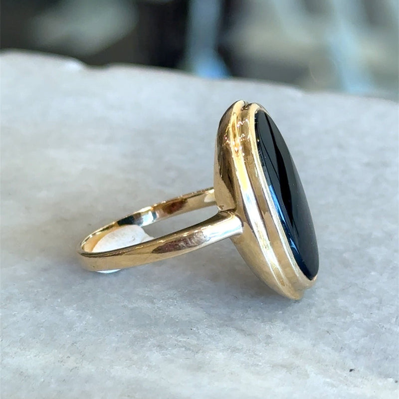 Vintage Retro 14KT Yellow Gold Oval Onyx Signet Ring - KFK, Inc.