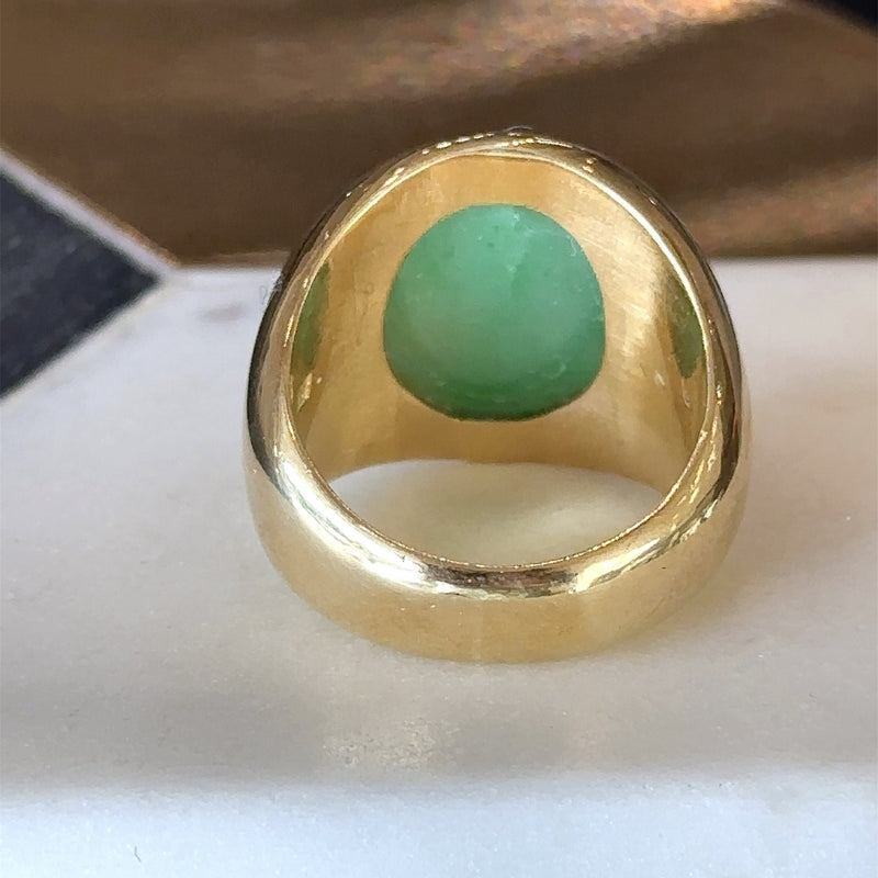 Vintage 18KT Yellow Gold Oval Jade Ring - KFK, Inc.